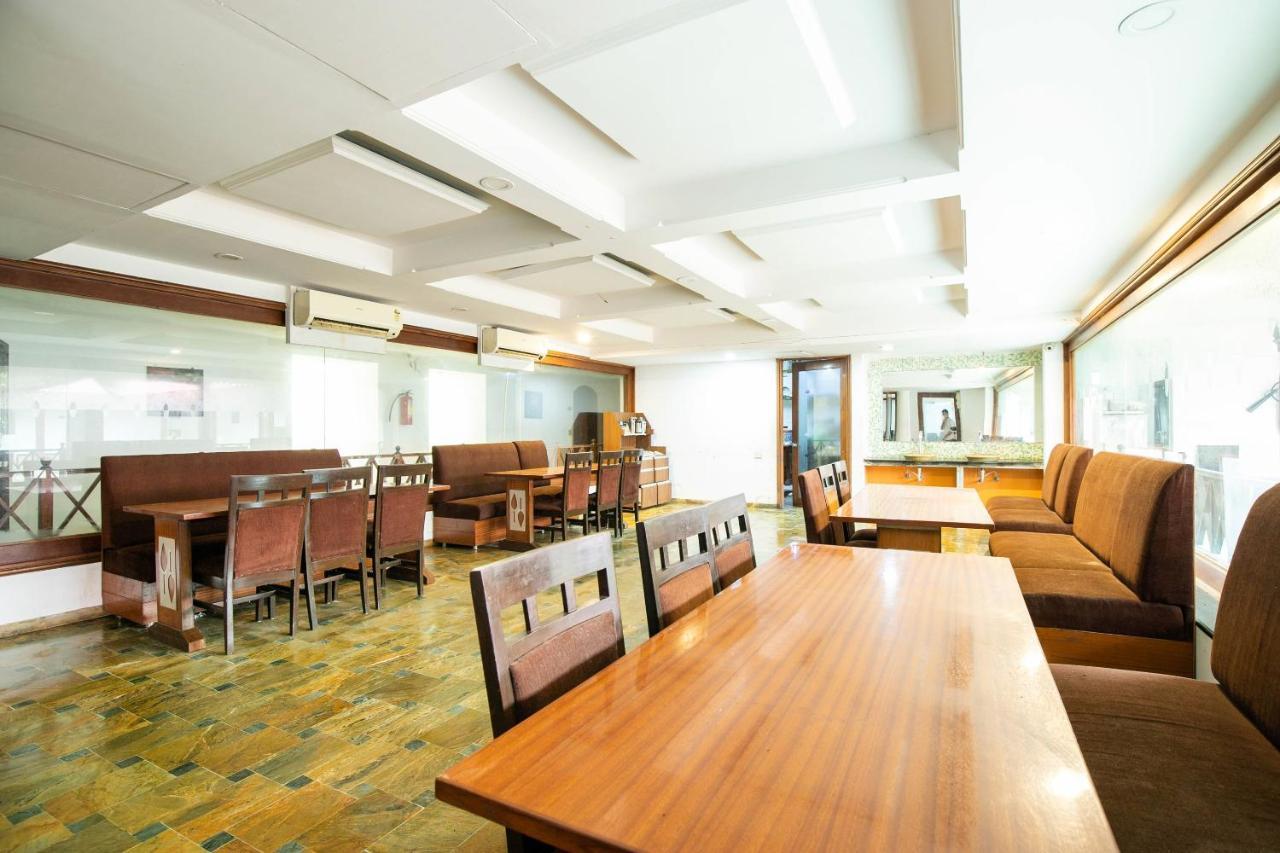 Collection O 49275 Hotel Suman City 甘地讷格尔 外观 照片