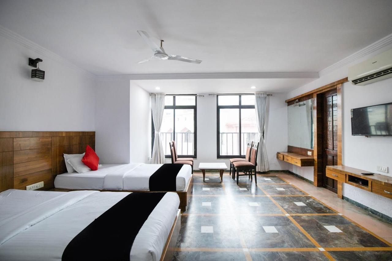 Collection O 49275 Hotel Suman City 甘地讷格尔 外观 照片
